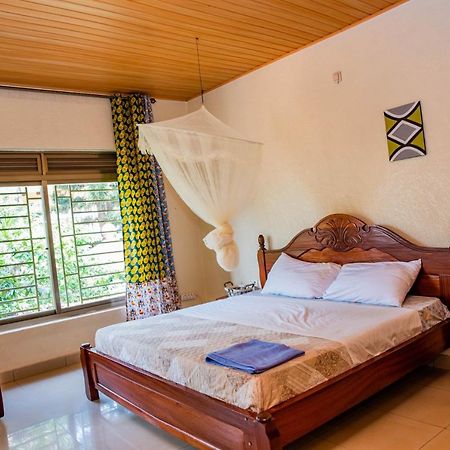 Ostello Kigali Castle Esterno foto