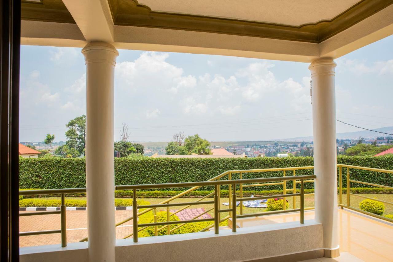Ostello Kigali Castle Esterno foto