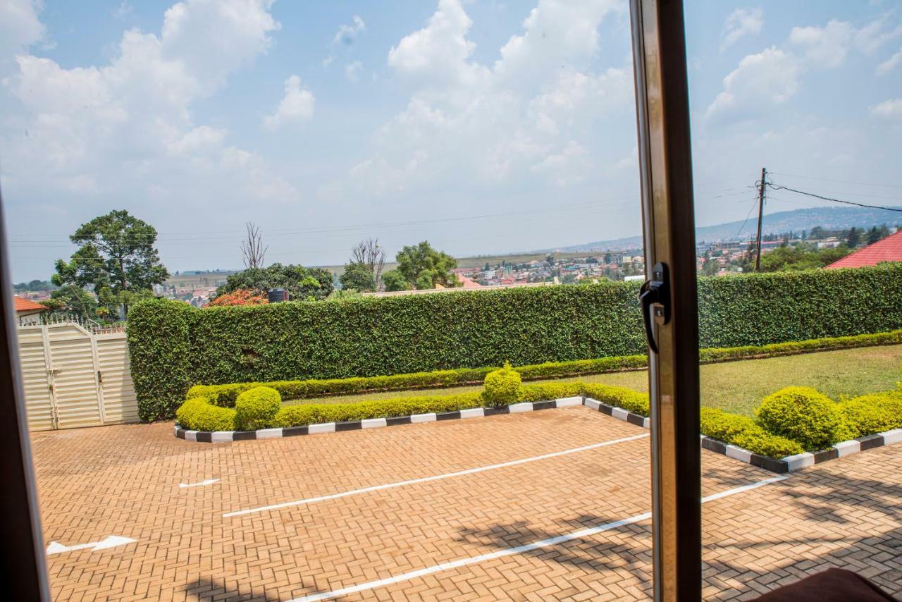 Ostello Kigali Castle Esterno foto