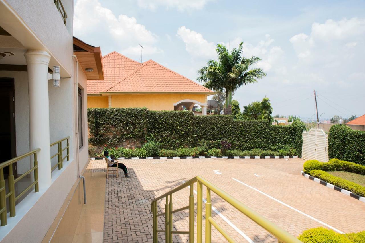 Ostello Kigali Castle Esterno foto