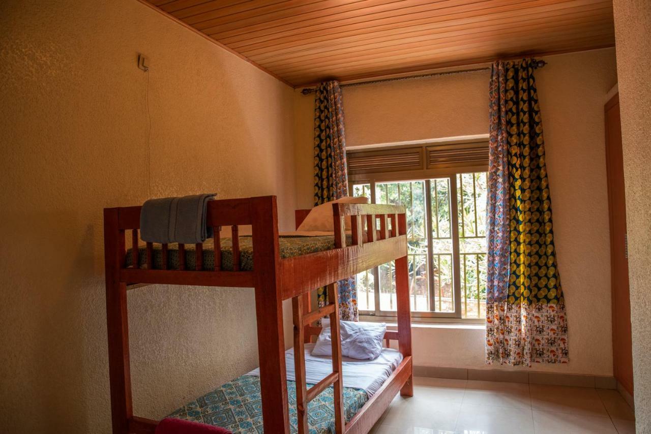 Ostello Kigali Castle Esterno foto