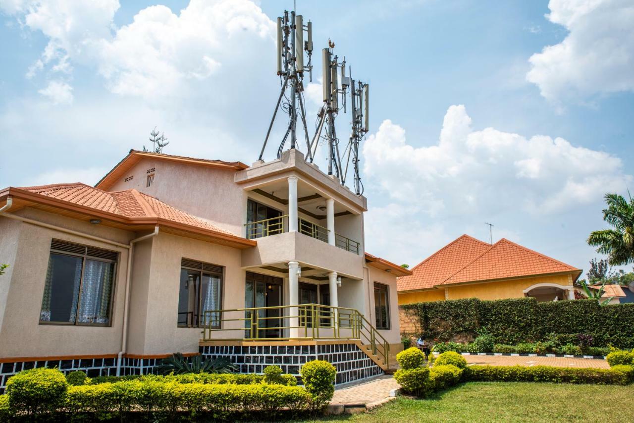 Ostello Kigali Castle Esterno foto