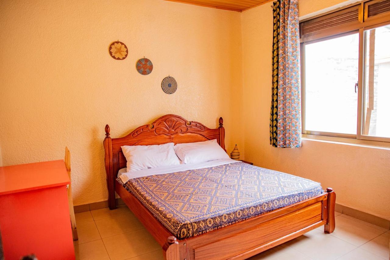 Ostello Kigali Castle Esterno foto