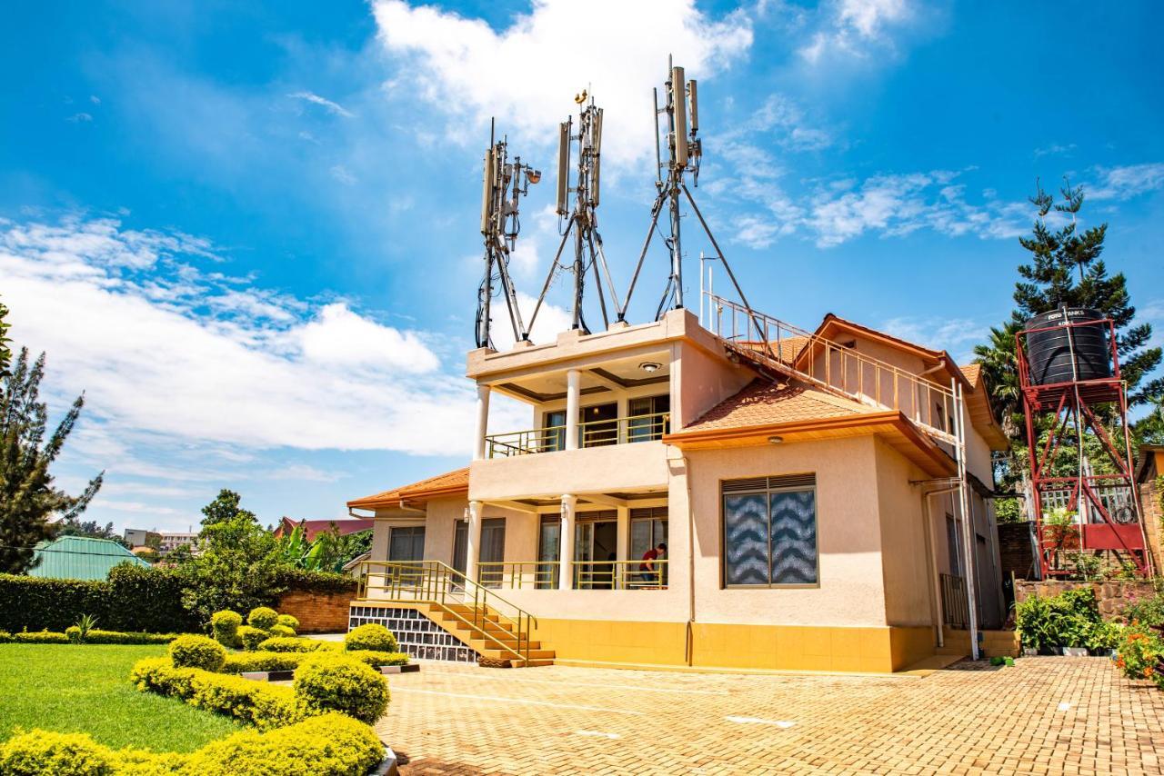 Ostello Kigali Castle Esterno foto