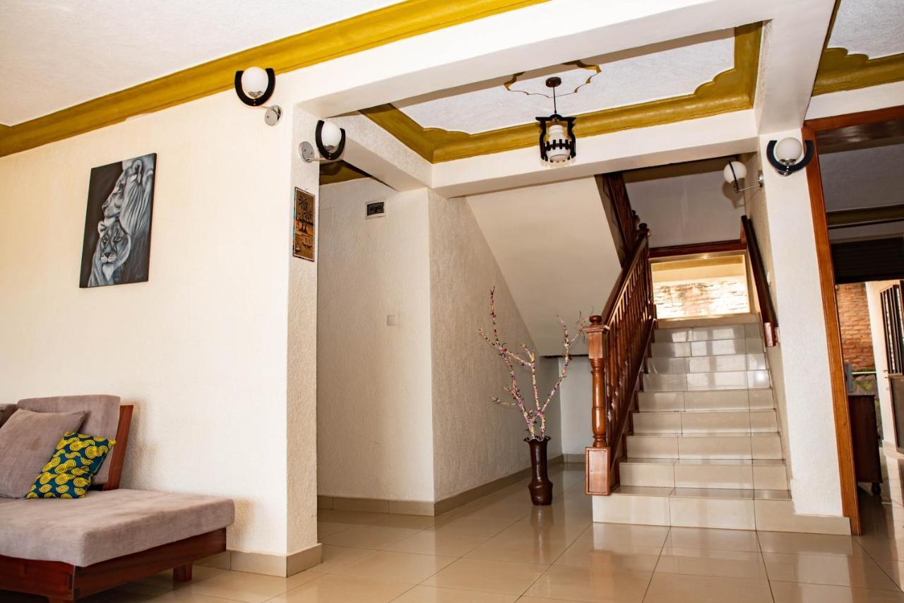 Ostello Kigali Castle Esterno foto