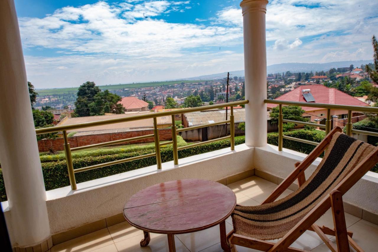 Ostello Kigali Castle Esterno foto
